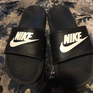 Nike slides size 10